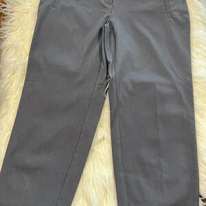 NWT, Apartment 9, Pull-on Cropped Pant,  Midrise Capri, Woman’s size 8